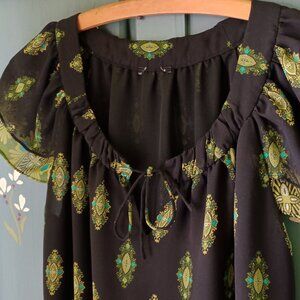 Babydoll Top 2 Sheer Layers Scoop Neck Cap Sleeve and Bow Size M